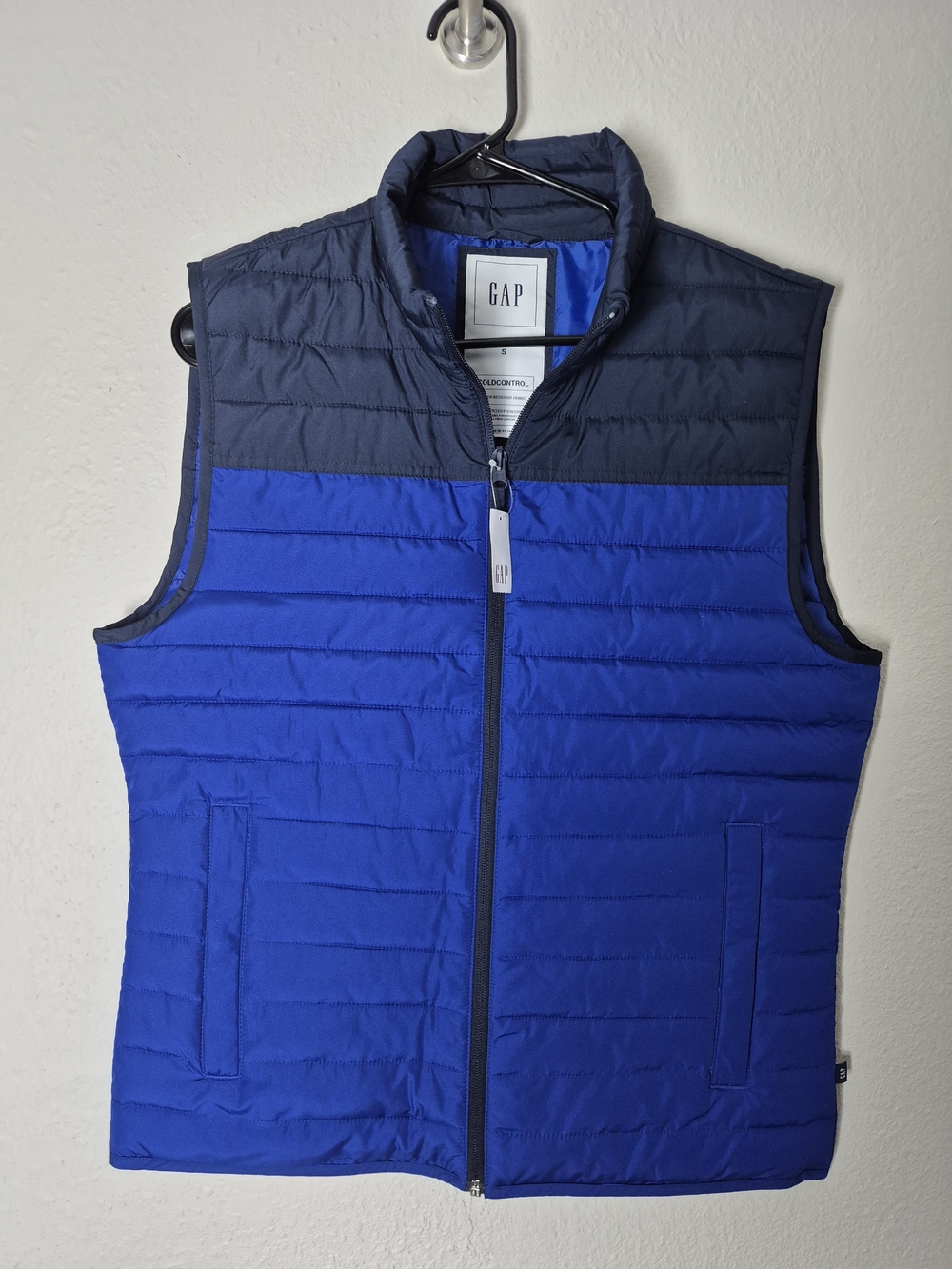GAP Men's/WomensRoyal Blue and Navy Quilted Puffer Vest! New with Tags! Size Sm